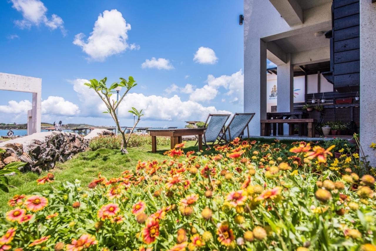 Malibu Oceanview Homestay Magong Eksteriør billede